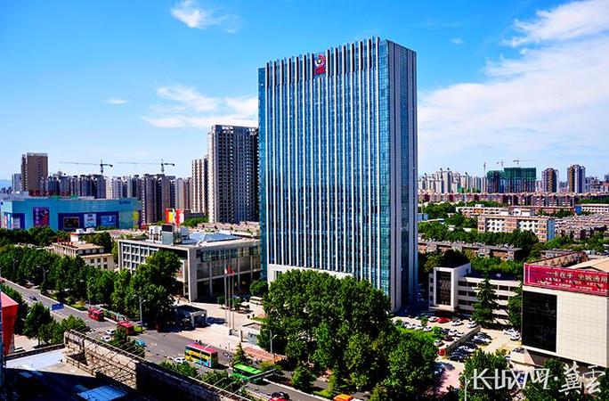 因地制宜发展新质生产力 新兴能源技术研发的路径与实践